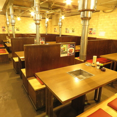 七輪炭火焼肉　榮華亭　難波店　別館の雰囲気1