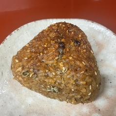 ピリ辛山椒入り焼きおにぎり