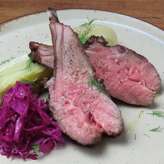 炭火焼きを中心とした食事をお楽しみいただけます◎