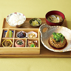 魚美酒進 ウマイサカナデサケススム ルクア サウス店のおすすめランチ2