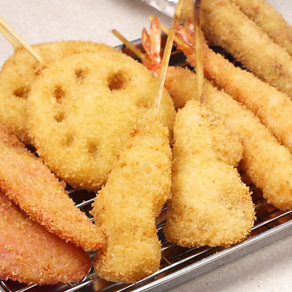 大阪下町生まれの串カツは、気軽に気さくに一本から♪