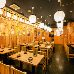 焼き鳥と野菜巻き串のお店 轟 浅草店の雰囲気1