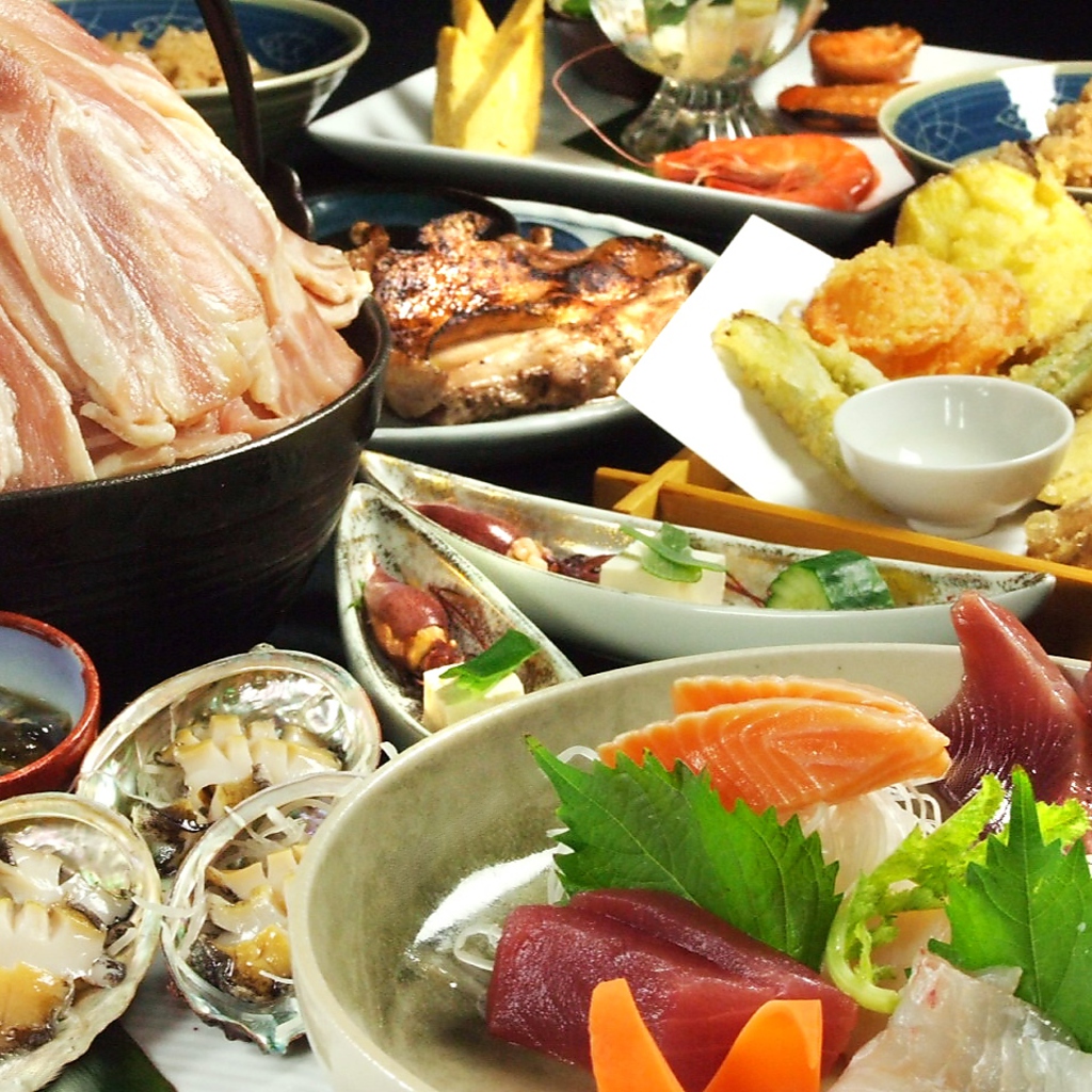 職人の目には見えない細部にまで施された技をコース料理で心ゆくまでご堪能ください。