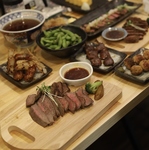 五反田で宴会なら当店にお任せ！自慢の肉料理や刺身を楽しめるお得な飲み放題付きコースが充実♪