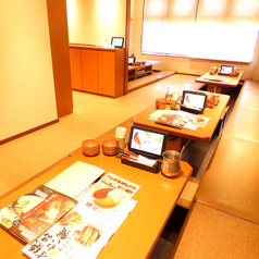 ゆっくりとお過ごしいただける掘りごたつ席で、温野菜自慢のしゃぶしゃぶをご堪能ください。