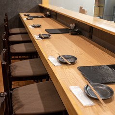 カウンターのご用意もございます。ゆっくりお食事やデートにオススメです