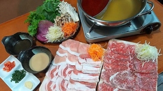 福島牛のしゃぶしゃぶと一品料理居酒屋　しゃぶしゃぶ文　福島駅店の雰囲気1