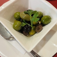 オリーブ盛り合わせ