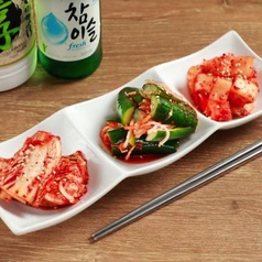 キムチ盛り合わせ