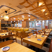 【全席禁煙】「うなぎ 親子丼 焼き鳥 うな鶏酒場」は全席禁煙。こだわりのブランド鶏を集中して味わっていただけます。またご家族連れや妊娠中のお客様など、健康に気を付けたいお客様も安心してご利用いただけます。お客様皆さまにご協力をいただいております。ご理解のほど、何卒よろしくお願いいたします。