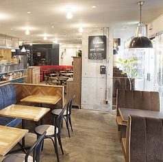 WIRED KITCHEN ワイヤード キッチン 川越アトレマルヒロ店の雰囲気3