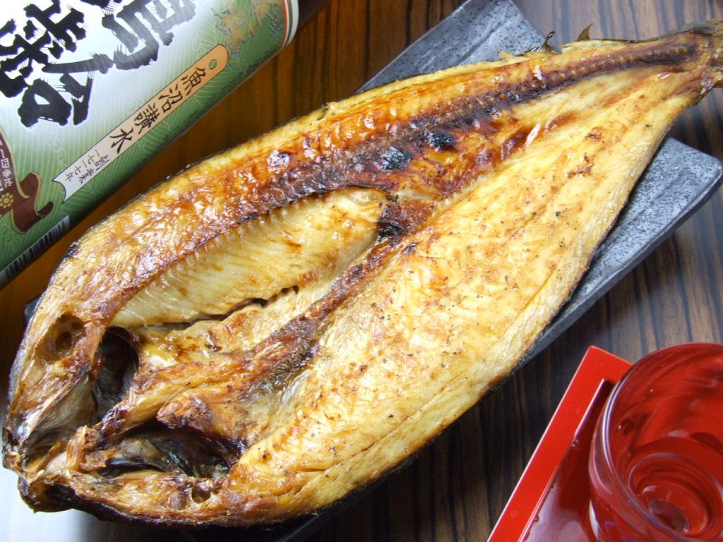 しまほっけの干物をはじめ、あこう鯛・のどぐろ・銀だら・料理長厳選の貝盛合せなど自慢の食材が満載