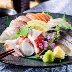 大和乃山賊 奈良三条通り店の特集写真