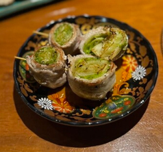 豚バラレタス巻串1本