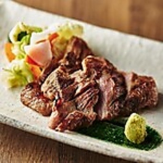 厚切り牛タン焼き