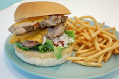 ダブルチーズチキンバーガー