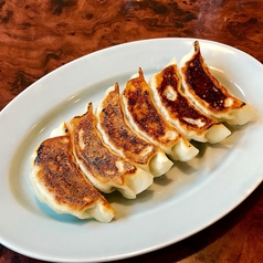 パリパリの焼き餃子（5個）　500円(税込)