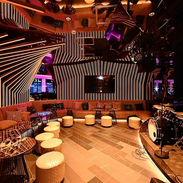 CROSS ROPPONGI クロス ロッポンギ 六本木店の雰囲気1