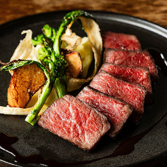 黒毛和牛のグリル 赤ワイン、バルサミコソース