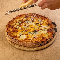 クアトロハニーフォルマッジォ