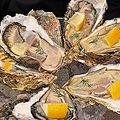 料理メニュー写真&nbsp;牡蠣名産地２種食べ比べ【生】【焼き】【蒸し】