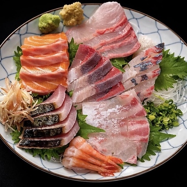 居心地家 参 紺屋町店のおすすめ料理1
