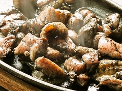 薩摩鶏もも焼／博多一番鶏もも焼／鶏のセセリ焼 　小