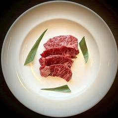 ＜手切りした上質なお肉＞味匠館カルビの写真