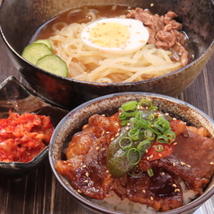 お酒がすすむ絶品おつまみ！肉料理や一品メニューも◎