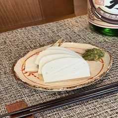 丸又蒲鉾の板わさ