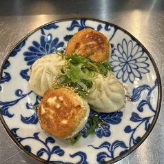 焼き小籠包(4個)