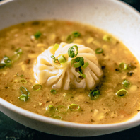 餃子と小籠包のいいとこどり。進化系餃子「モモ」