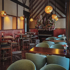 CAFE & BAR LAMP AND BELLの写真2