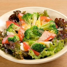 ゆで卵とブロッコリーのサラダ