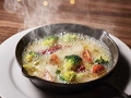 料理メニュー写真&nbsp;魚介と野菜の 熱っ熱っアヒージョ