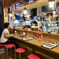 カウンターは３席ございます！