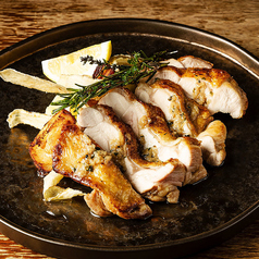 博多地鶏のソテー ガーリックバターソース