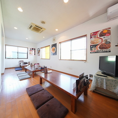 会社宴会や親睦会に！アットホームで居心地の良い空間を貸切でご利用いただけます。周りを気にせず仲間だけで盛り上がれるのが魅力！自慢の料理を存分に楽しめる「飲み放題付きコース」も充実しています。美味しい中華料理とキンキンに冷えたドリンクで、楽しいひとときをお手伝いいたします！