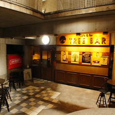 Cafe&Bar TREE BAR ツリーバーの外観1