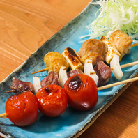 炭火で焼き上げる自慢の逸品料理