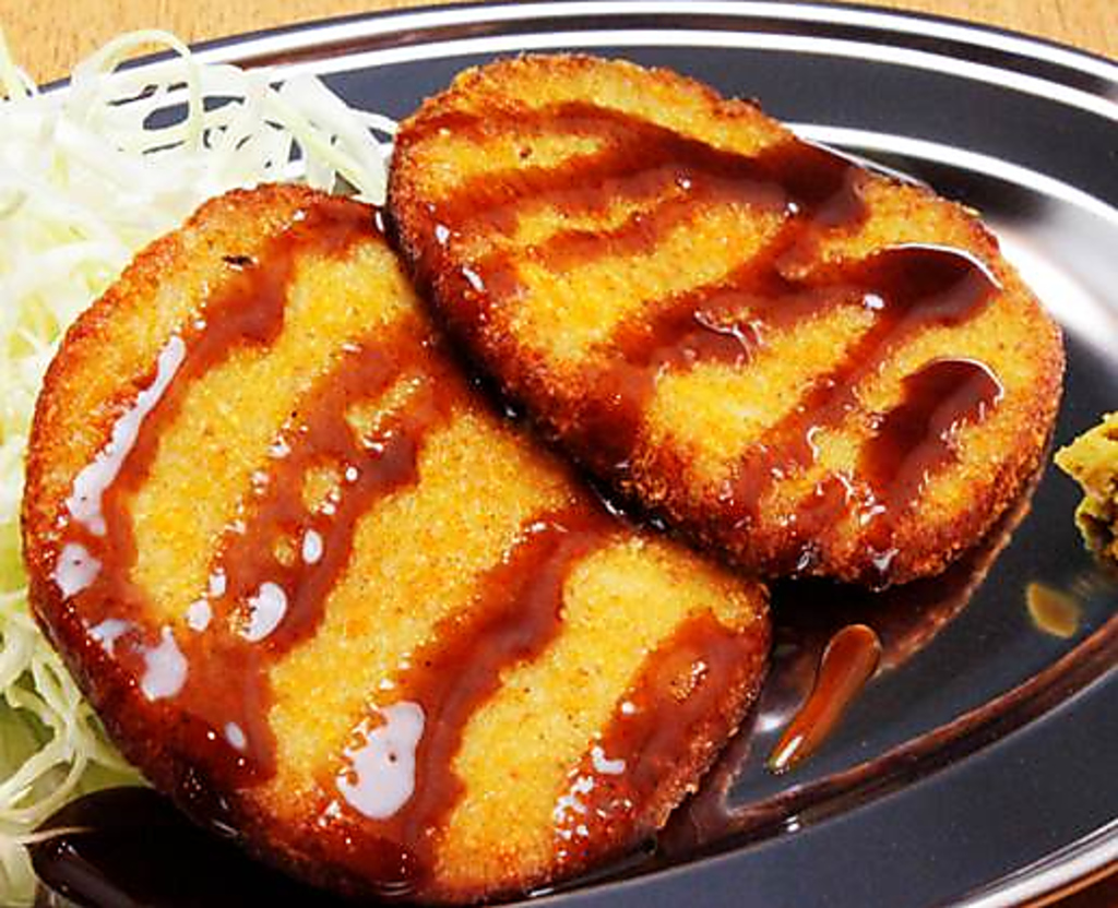 お魚を使った「コロッケ」その名もぎょろっけ！！ホクホクです。