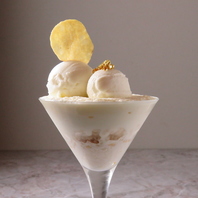 ホワイトMUA、北海道らしく雪をイメージ！