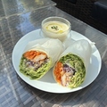 料理メニュー写真&nbsp;Garlic Shrimp & Avocado Green Wrap (with soup)