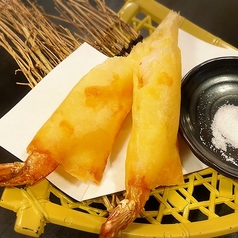 海老(ブラックタイガー)とチーズの春巻き揚げ