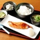 銀鮭味噌漬定食