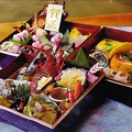 料理メニュー写真&nbsp;特選おせち三段重 32,000円（税込）