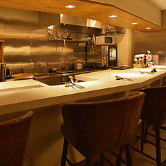 イタリア小料理 暇まの雰囲気2