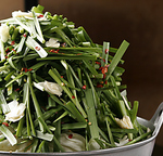 山盛りのニラとたっぷりお野菜に見た目も味も大満足♪