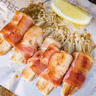 熱々の鉄板で楽しむ、自分だけの焼き体験