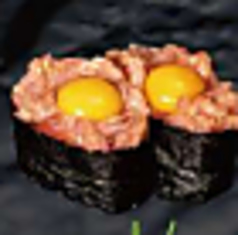 まぐろユッケ軍艦